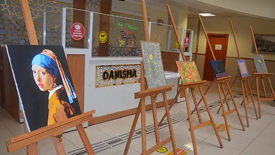 Yükümlülerden ebru ve resim sergisi