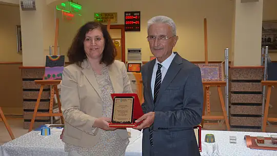 Yükümlülerden ebru ve resim sergisi