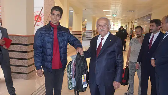 Yükümlülerden ebru ve resim sergisi