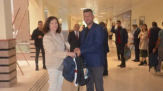 Yükümlülerden ebru ve resim sergisi