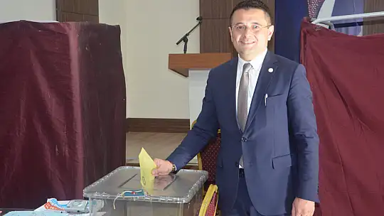 Baro Başkanı Demir, yeniden seçildi