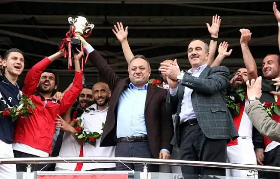 Kastamonuspor 1966, şampiyonluğunu ilan etti