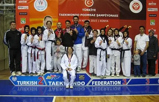 Taekwondoda madalya yağmuru