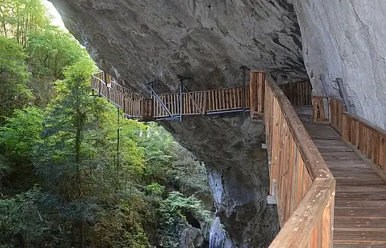 Horma Kanyonu ve Ilıca Şelalesi her mevsim ayrı güzel