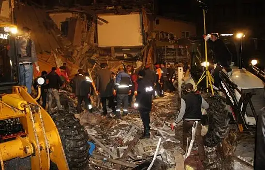 Kastamonu'da şiddetli patlama: 2 ölü, 4 yaralı