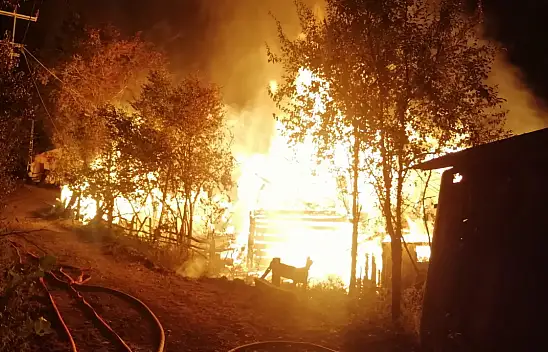 7 evi saran yangın kontrol altına alındı