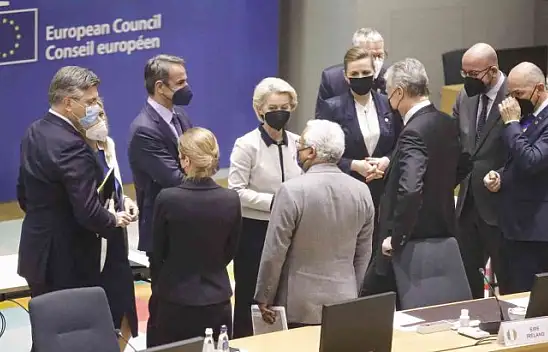 Rusya'ya ek yaptırımlar kabul edildi