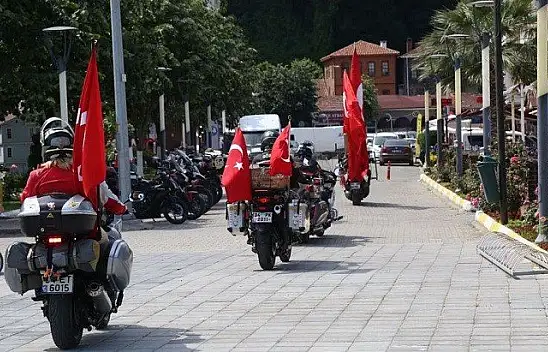 Abana, İstiklal Yolu Sürüşü motorcularına ev sahipliği yaptı