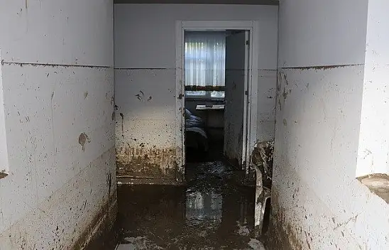 Ağır bir hüzün kalan selde insanlar anılarını da kaybetti