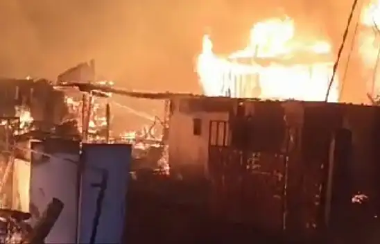 Alpı köyünde yangın!