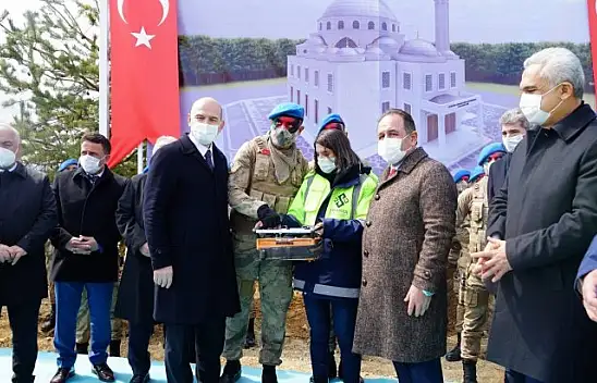 Bakan Soylu, askeriye içerisine yapılacak caminin temelini attı