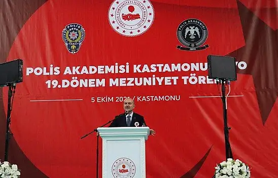 Bakan Soylu, polis mezuniyet töreninde konuştu