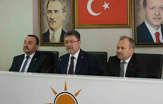 Yumaklı, AK Parti teşkilatının bayramını kutladı
