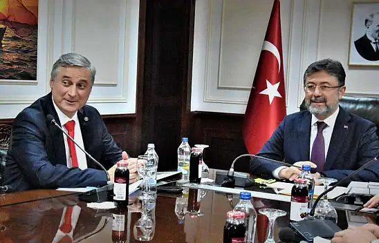 'Bakanımız görevi başındadır'