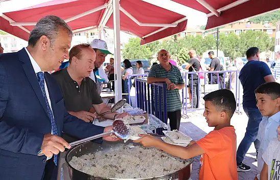 Bozkurt'ta asırlık pilav şöleni yaşatılıyor