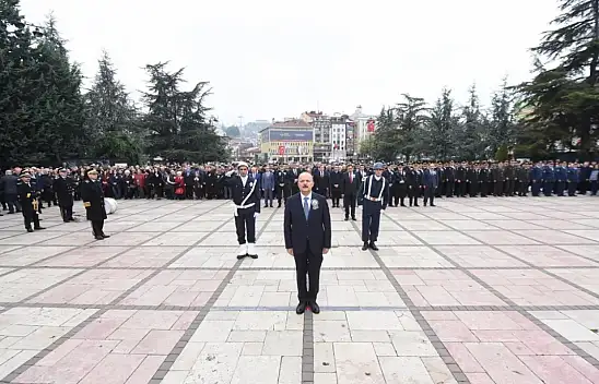 Büyük Önder Atatürk'ü anıyoruz