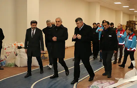 Deprem bölgesine yardımlar sürüyor