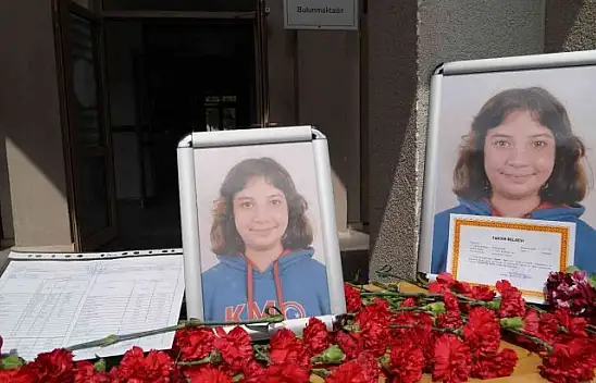 En acı karne töreni