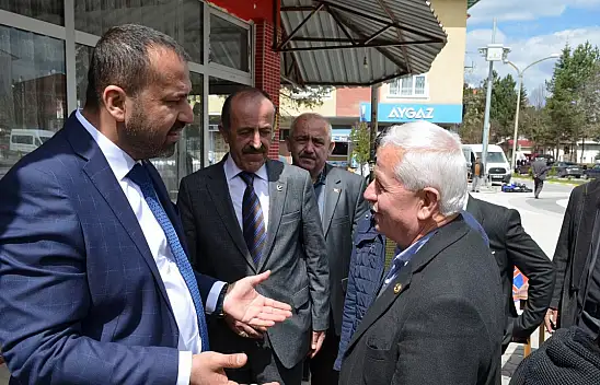 İhsangazi'de seçim çalışmalarını sürdürdü