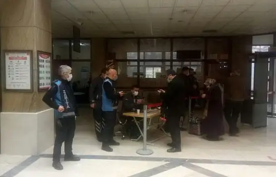 Karantinada olması gerekirken, otogarda yakalandı