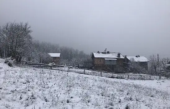 Kastamonu'da 95 köy yolu ulaşıma kapandı