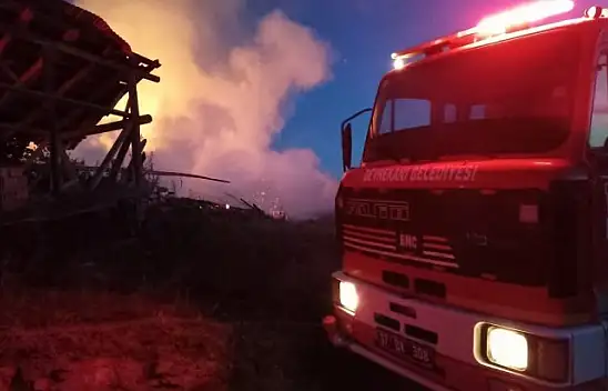 Daday ve Pınarbaşı'da yangın: 4 ev, 2 samanlık ve 3 ahır yandı