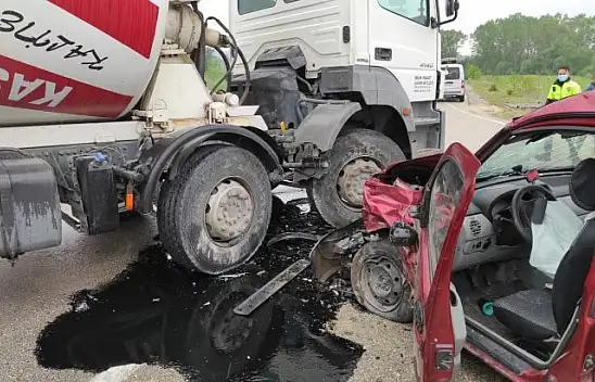 İki ayrı kazada 5 kişi yaralandı