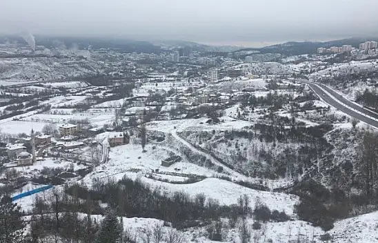 Kastamonu'da kar etkili oluyor
