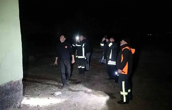 Kayseri'de deprem! Evler hasar gördü