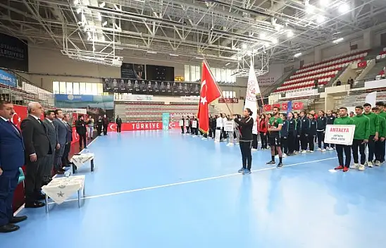Okul Sporları Gençler Hentbol Türkiye Şampiyonası başladı