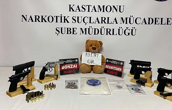 Oyuncak ayı içinde bulundu! 3 gözaltı