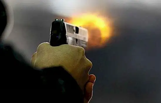 Salı Pazarı'nda silahlı saldırı!