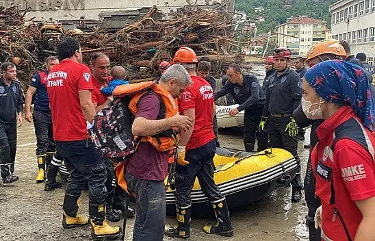 Sel felaketinde ölü sayısı 5'e yükseldi