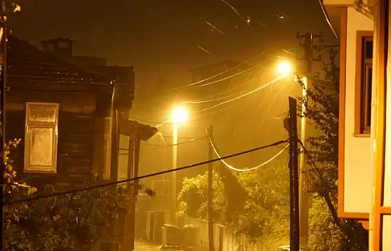 Sel felaketinin yaşandığı ilçelerde sağanak yağış etkili oluyor