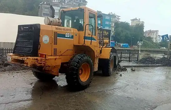 Selin geçişini engellemek için set çekildi