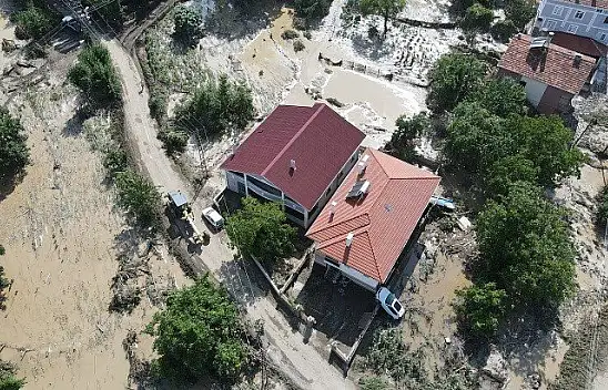 Selden etkilenen Özlüce köyü havadan görüntülendi