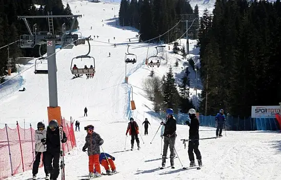 Son yağışlar Ilgaz Dağı'ndaki kayak merkezlerinde sezonu uzatacak