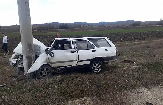 Sürücü öldü, 4 günlük bebek ve annesi yaralandı