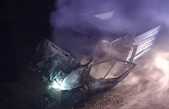 Traktör ile kamyonet çarpıştı! 5 yaralı