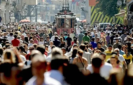 Türkiye nüfusu 83 milyon 614 bin 362 kişi oldu