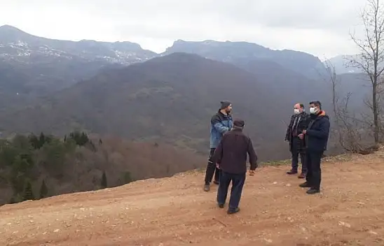 Yol bir anda yok oldu