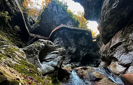Horma Kanyonu ve Ilıca Şelalesi'nde sonbahar renkleri