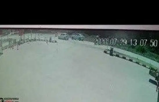 Kastamonu'da hurdaya dönen iki otomobilin çarpışma anı!