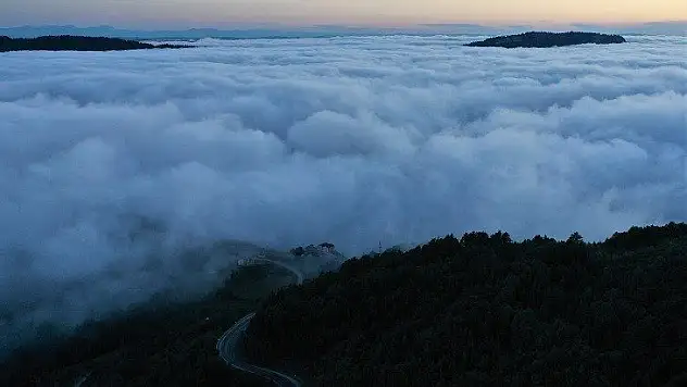 Sisle kaplanan Yaralıgöz Dağı havadan görüntülendi