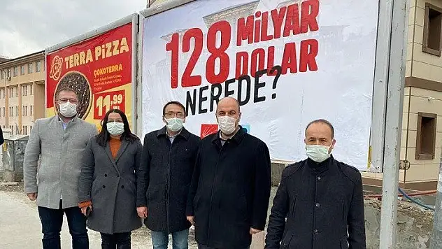 '128 milyar dolar nerede' afişlerinin kaldırılmasına tepki!