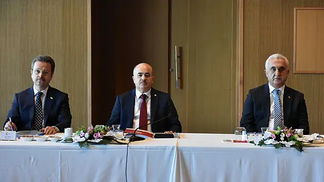 13 ilin katılımıyla metamfetamin toplantısı