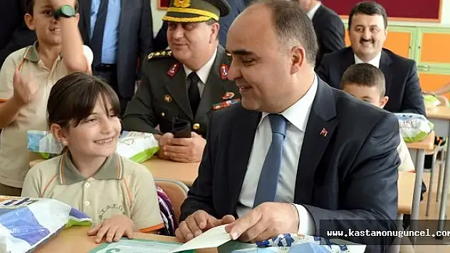 Kastamonu'da 57 Bin Öğrenci, Ders Başı Yaptı