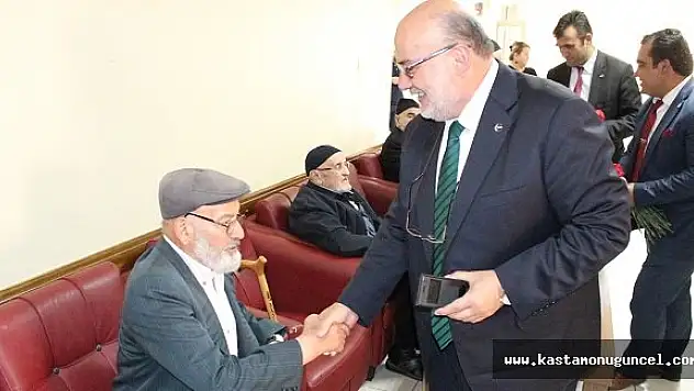 BBP'li Adaylar, Geleceği Yansıtan Yaşlıları Ziyaret Etti