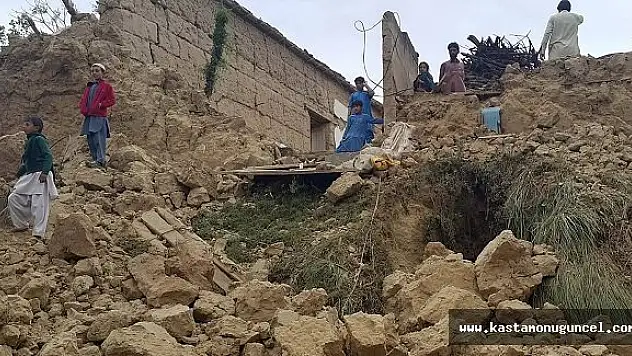 Depremde Ölü Sayısı 53'e Yükseldi