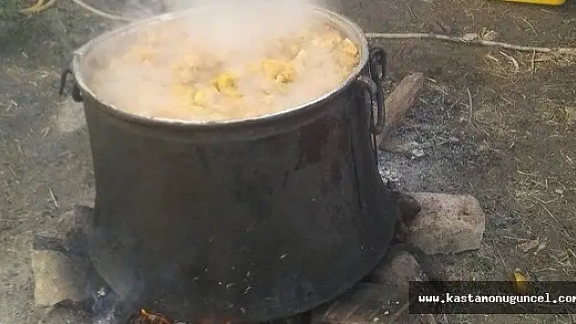 Ev hanımları pekmezle kışa hazırlanıyor